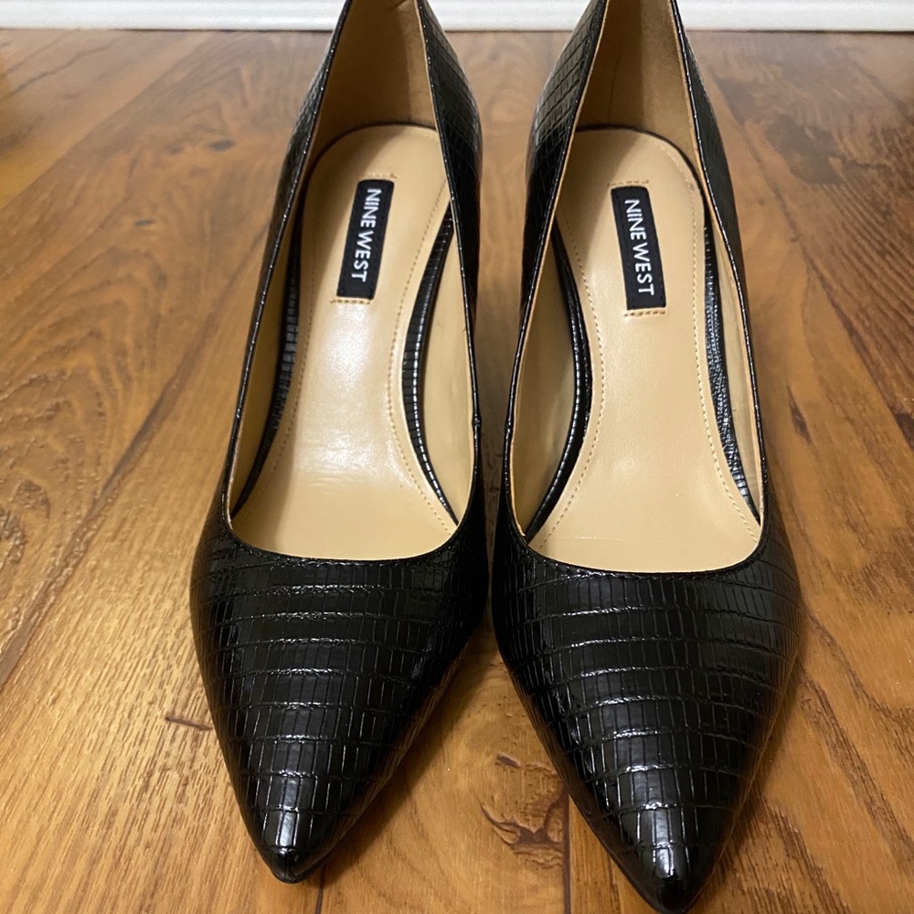 Nine West Black Cara Dress Pumps- Size 7